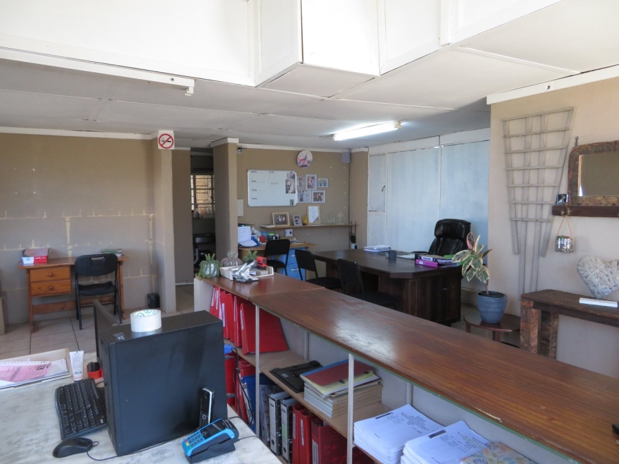  Bedroom Property for Sale in Delareyville North West
